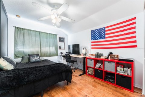 Villa ou maison à louer à New Port Richey, Floride: 4 chambres, 225.29 m2 № 2388669 - photo 27