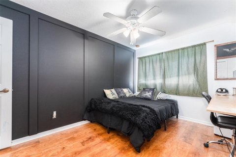 Villa ou maison à louer à New Port Richey, Floride: 4 chambres, 225.29 m2 № 2388669 - photo 28
