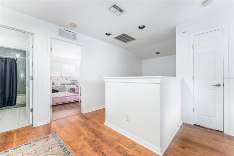 Villa ou maison à louer à New Port Richey, Floride: 4 chambres, 225.29 m2 № 2388669 - photo 24