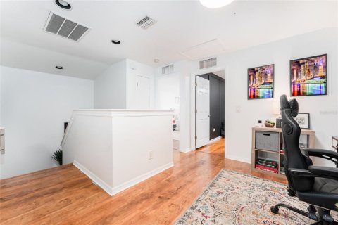 Villa ou maison à louer à New Port Richey, Floride: 4 chambres, 225.29 m2 № 2388669 - photo 23