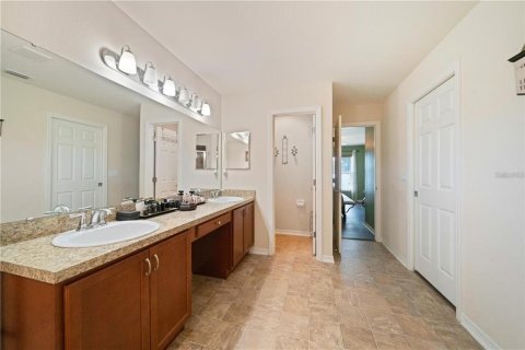 Villa ou maison à louer à Winter Haven, Floride: 3 chambres, 175.96 m2 № 2100281 - photo 12