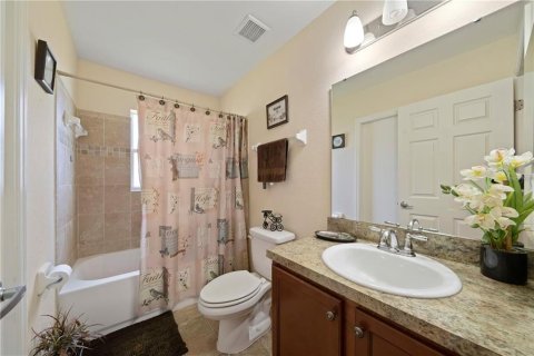 Villa ou maison à louer à Winter Haven, Floride: 3 chambres, 175.96 m2 № 2100281 - photo 14