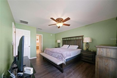 Villa ou maison à louer à Winter Haven, Floride: 3 chambres, 175.96 m2 № 2100281 - photo 10