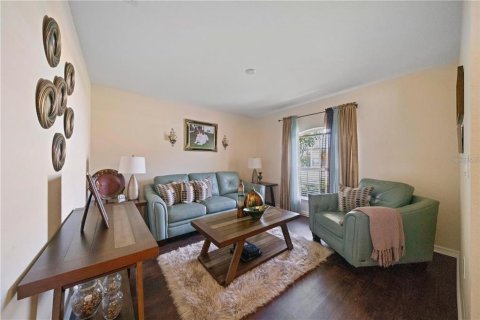 Villa ou maison à louer à Winter Haven, Floride: 3 chambres, 175.96 m2 № 2100281 - photo 4