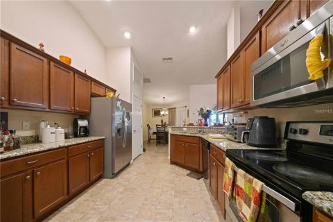 Villa ou maison à louer à Winter Haven, Floride: 3 chambres, 175.96 m2 № 2100281 - photo 9