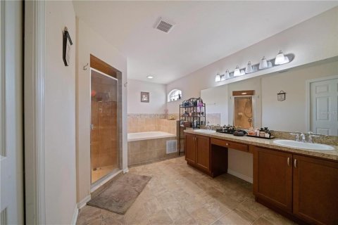 Villa ou maison à louer à Winter Haven, Floride: 3 chambres, 175.96 m2 № 2100281 - photo 11