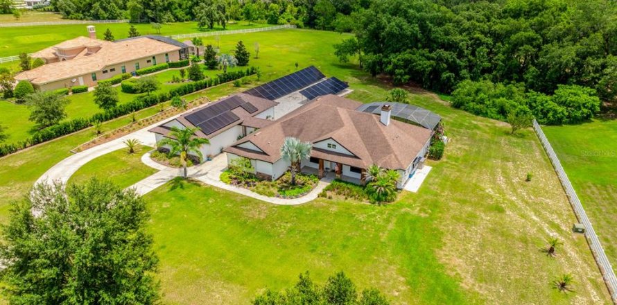 Casa en Tavares, Florida 6 dormitorios, 345.97 m2 № 2116952