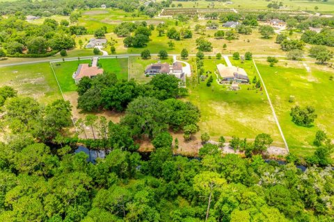 Casa en venta en Tavares, Florida, 6 dormitorios, 345.97 m2 № 2116952 - foto 3