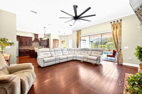 Casa en venta en Tavares, Florida, 6 dormitorios, 345.97 m2 № 2116952 - foto 9