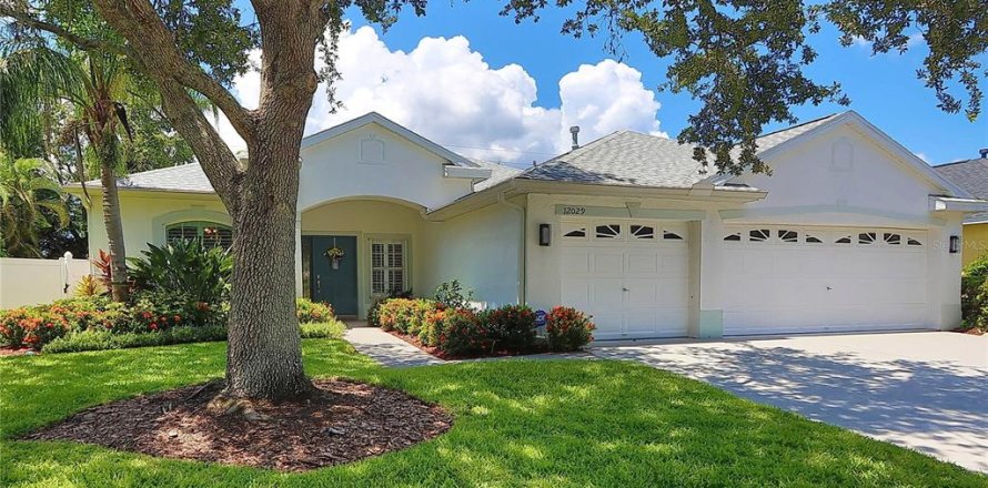 Casa en Tampa, Florida 3 dormitorios, 181.44 m2 № 1855634