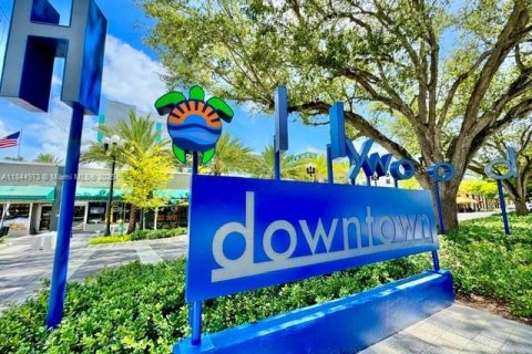 Condominio en venta en Hollywood, Florida, 2 dormitorios, 60.39 m2 № 1840743 - foto 1
