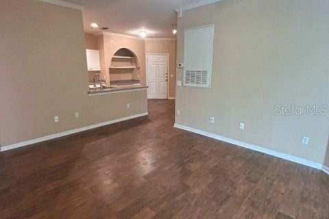 Condo in Orlando, Florida, 2 bedrooms  № 1915290 - photo 6