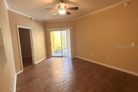 Condo in Orlando, Florida, 2 bedrooms  № 1915290 - photo 7