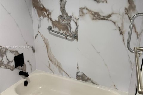 Купить кондоминиум в Делрей-Бич, Флорида 5 комнат, 66.89м2, № 2146892 - фото 10