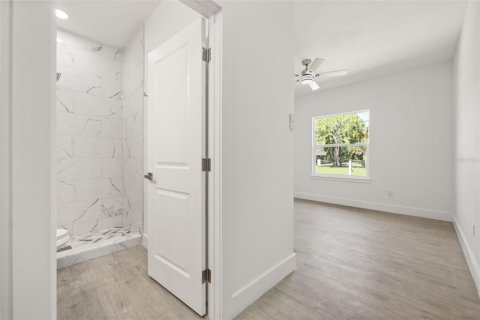 Casa en venta en Palm Bay, Florida, 4 dormitorios, 225.85 m2 № 2222086 - foto 26