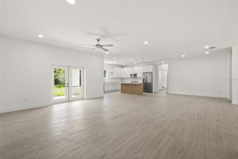 Casa en venta en Palm Bay, Florida, 4 dormitorios, 225.85 m2 № 2222086 - foto 14