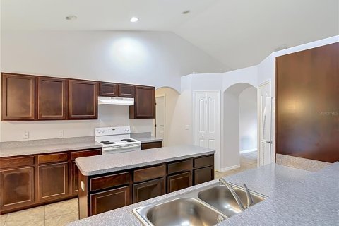 Villa ou maison à vendre à Spring Hill, Floride: 3 chambres, 181.62 m2 № 2195906 - photo 12