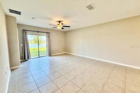 Casa en alquiler en Ruskin, Florida, 5 dormitorios, 224.36 m2 № 1853616 - foto 16