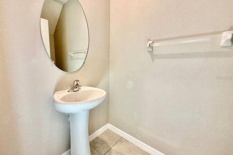 Casa en alquiler en Ruskin, Florida, 5 dormitorios, 224.36 m2 № 1853616 - foto 6