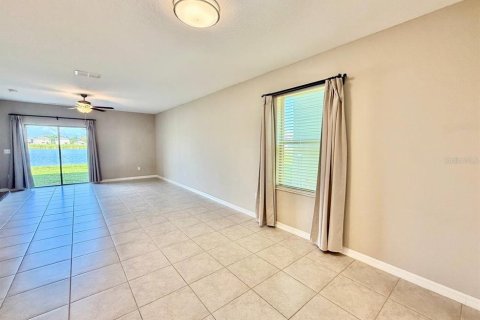 Casa en alquiler en Ruskin, Florida, 5 dormitorios, 224.36 m2 № 1853616 - foto 7