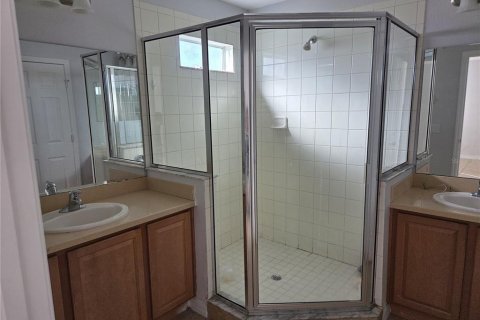 Villa ou maison à louer à Kissimmee, Floride: 4 chambres, 200.3 m2 № 2432639 - photo 8