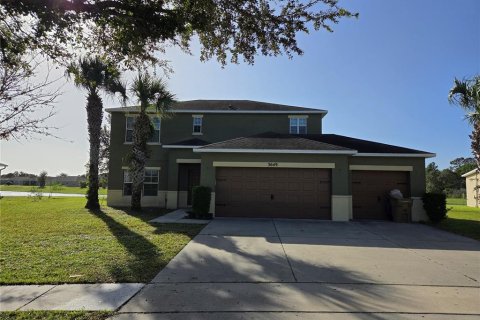 Villa ou maison à Kissimmee, Floride 4 chambres, 200.3 m2 № 2432639