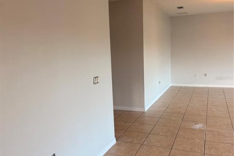 Villa ou maison à louer à Kissimmee, Floride: 4 chambres, 200.3 m2 № 2432639 - photo 17
