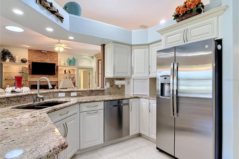 House in Ormond Beach, Florida 3 bedrooms, 208.01 sq.m. № 2116355 - photo 21
