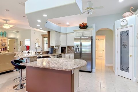 House in Ormond Beach, Florida 3 bedrooms, 208.01 sq.m. № 2116355 - photo 19