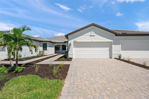 House in Nokomis, Florida 2 bedrooms, 134.52 sq.m. № 2339743