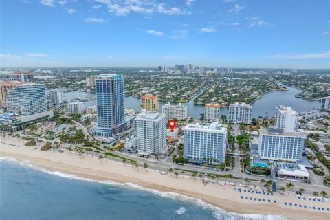 Hotel en venta en Fort Lauderdale, Florida № 1977986 - foto 1