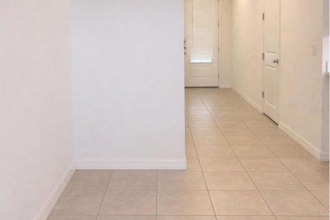 Adosado en venta en Davenport, Florida, 3 dormitorios, 150.87 m2 № 2205196 - foto 10