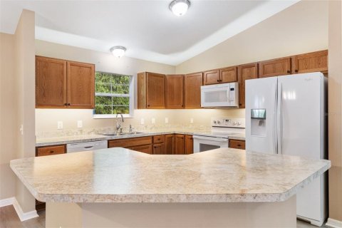 Casa en venta en Lady Lake, Florida, 3 dormitorios, 129.32 m2 № 1716466 - foto 8