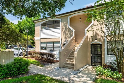Condo in Orlando, Florida, 2 bedrooms  № 1755125 - photo 1