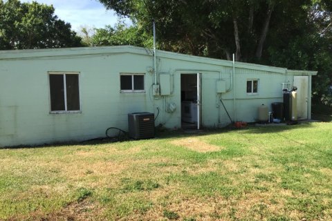 House in St. Lucie, Florida 3 bedrooms, 99.96 sq.m. № 2261742 - photo 4