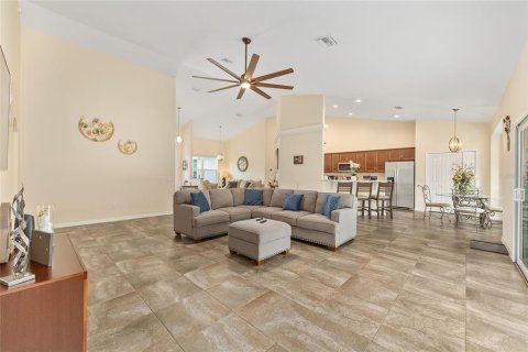 Casa en venta en Belleview, Florida, 4 dormitorios, 226.31 m2 № 2140733 - foto 10
