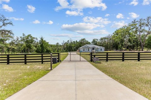 Casa en venta en Belleview, Florida, 4 dormitorios, 226.31 m2 № 2140733 - foto 4