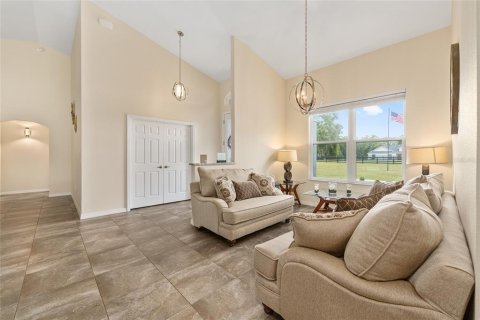 Casa en venta en Belleview, Florida, 4 dormitorios, 226.31 m2 № 2140733 - foto 17