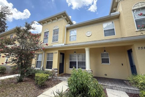 Townhouse in Valrico, Florida 2 bedrooms, 144.93 sq.m. № 2231200