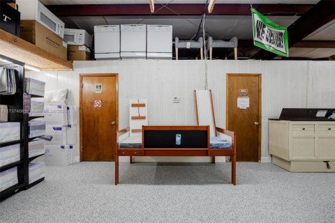 Купить коммерческую недвижимость в Лабель, Флорида № 1764347 - фото 13