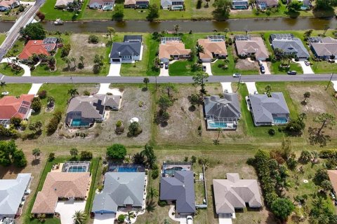 Terreno en venta en Rotonda, Florida № 2232756 - foto 8