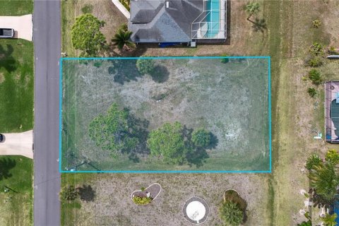 Terreno en venta en Rotonda, Florida № 2232756 - foto 11