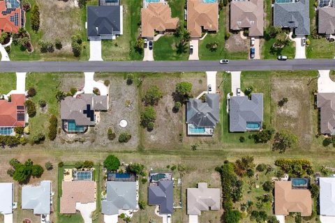 Terreno en venta en Rotonda, Florida № 2232756 - foto 9