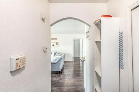 Condo in Orlando, Florida, 2 bedrooms № 2102751 - photo 6