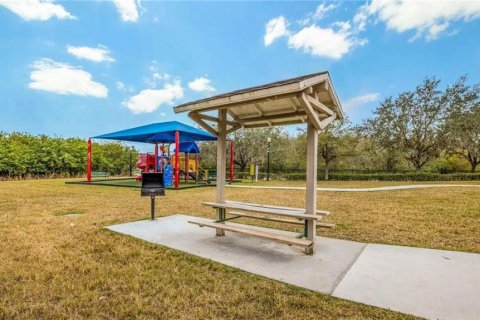 Condo in Orlando, Florida, 2 bedrooms № 2102751 - photo 26