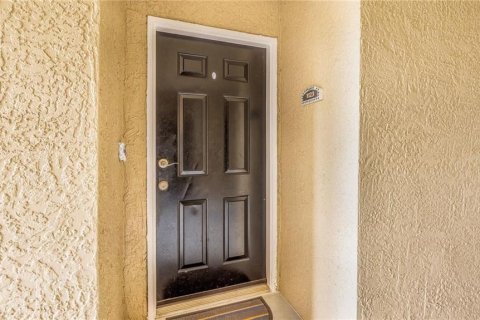 Condo in Orlando, Florida, 2 bedrooms № 2102751 - photo 5