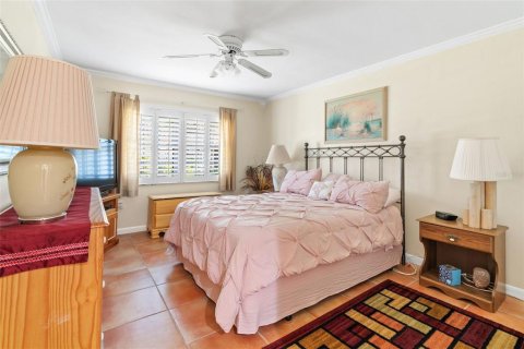 House in Clearwater, Florida 2 bedrooms, 106.84 sq.m. № 1717671 - photo 14
