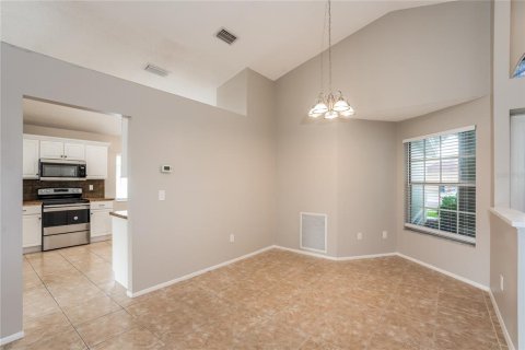 Villa ou maison à louer à Tampa, Floride: 3 chambres, 146.04 m2 № 2112968 - photo 4