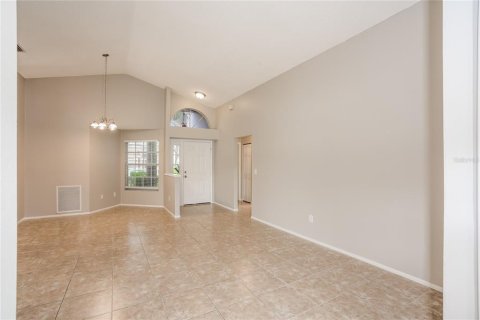 Villa ou maison à louer à Tampa, Floride: 3 chambres, 146.04 m2 № 2112968 - photo 3