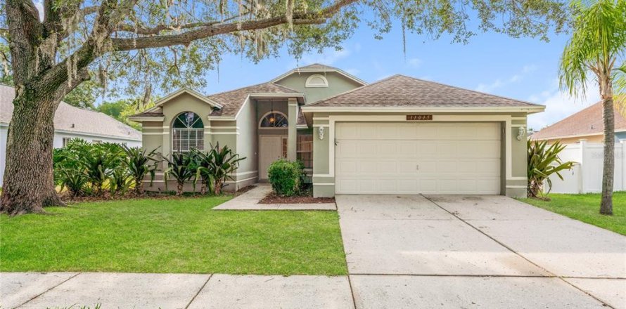 Villa ou maison à Tampa, Floride 3 chambres, 146.04 m2 № 2112968